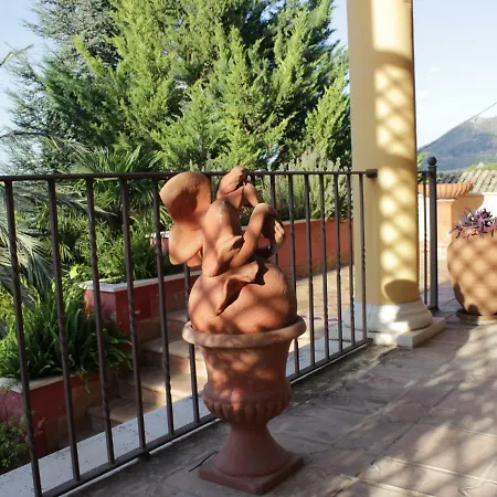 Chalet *
